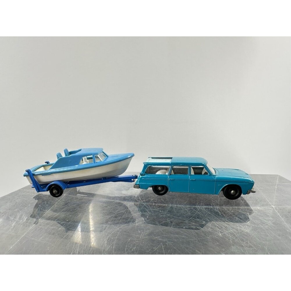 MATCHBOX LESNEY 9 BOAT AND TRAILER & STUDEBAKER 42 Made England